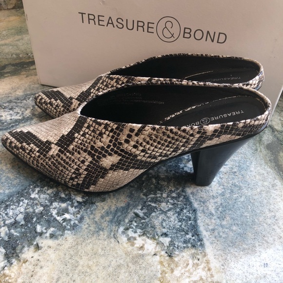 Treasure & Bond Cinch Mule Serpent - Picture 1 of 6